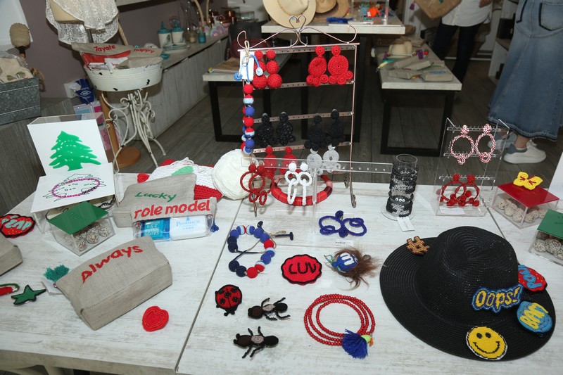 Decorate & Donate X Kelly Concept Store 1st Collaboration