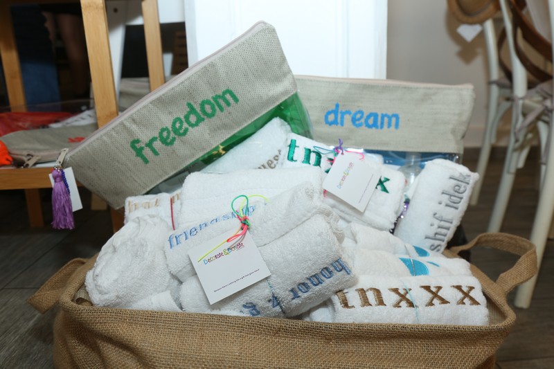 Decorate & Donate X Kelly Concept Store 1st Collaboration