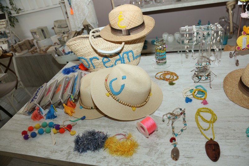 Decorate & Donate X Kelly Concept Store 1st Collaboration