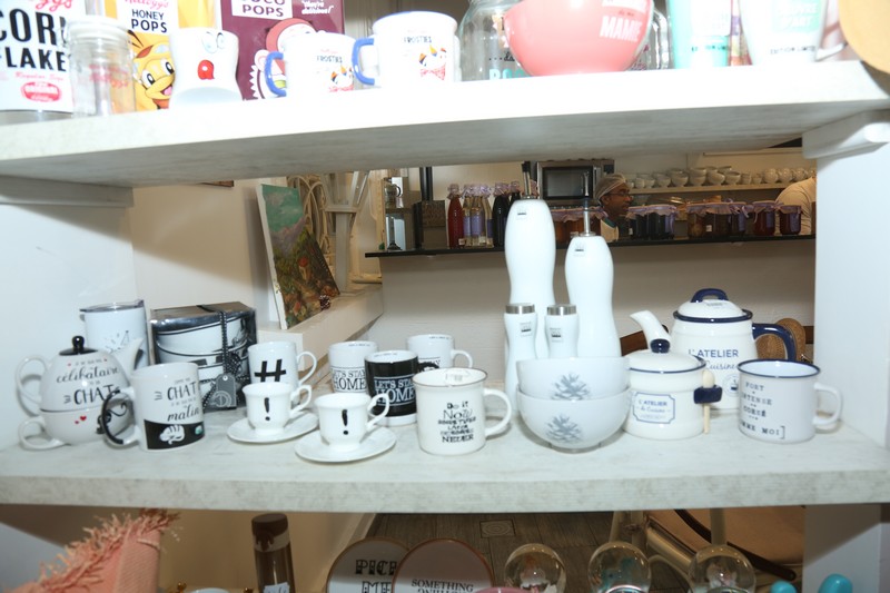 Decorate & Donate X Kelly Concept Store 1st Collaboration