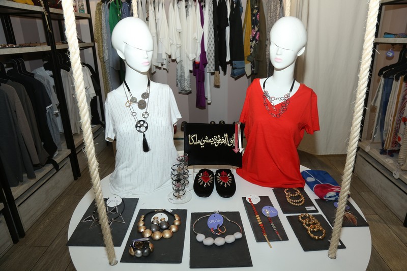 Decorate & Donate X Kelly Concept Store 1st Collaboration