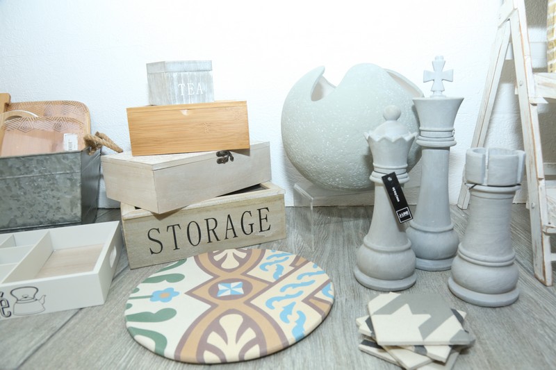 Decorate & Donate X Kelly Concept Store 1st Collaboration