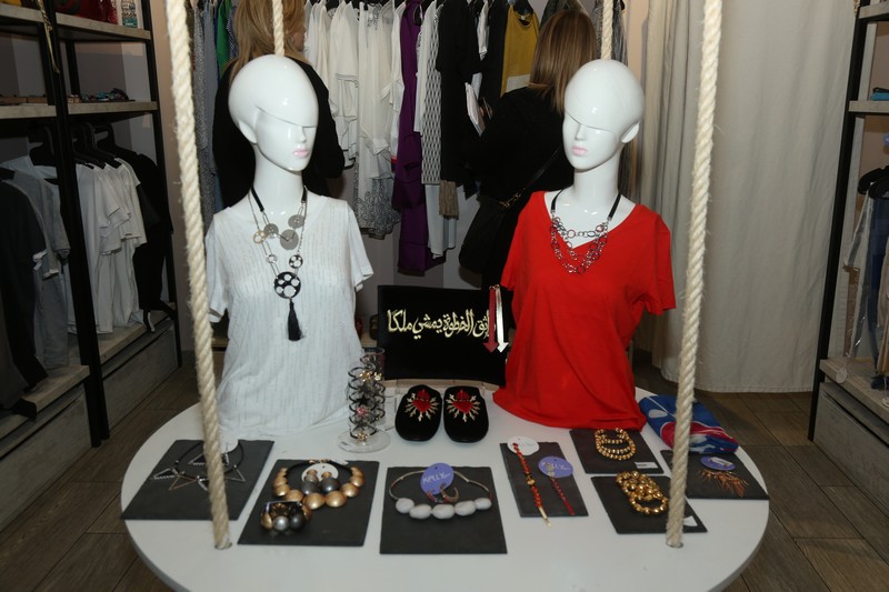 Decorate & Donate X Kelly Concept Store 1st Collaboration