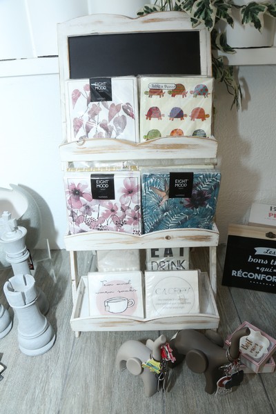 Decorate & Donate X Kelly Concept Store 1st Collaboration