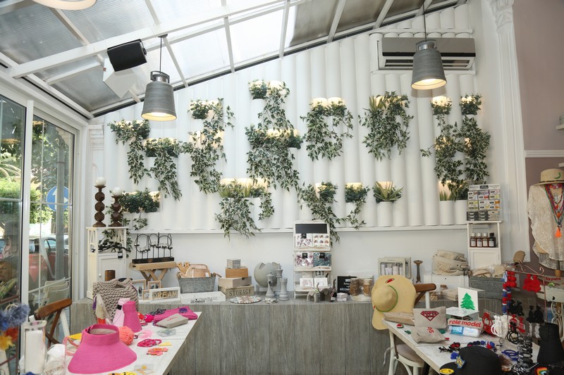 Decorate & Donate X Kelly Concept Store 1st Collaboration