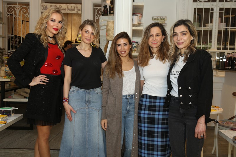 Decorate & Donate X Kelly Concept Store 1st Collaboration
