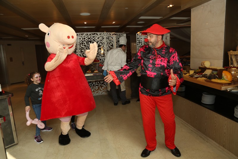 Sunday Buffet at Kempinski Summerland Hotel