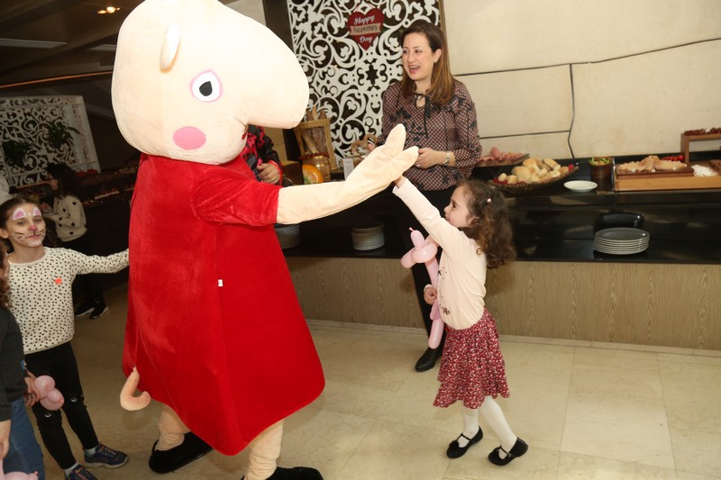 Sunday Buffet at Kempinski Summerland Hotel