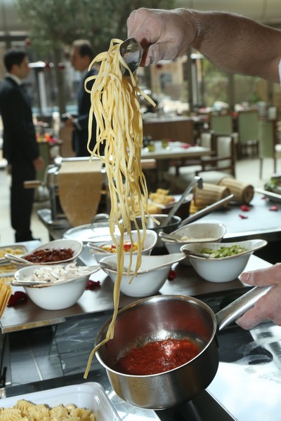 Pre-Valentine with Kempinski Sunday buffet brunch!