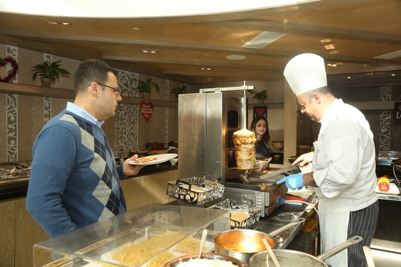 Sunday Buffet at Kempinski Summerland Hotel
