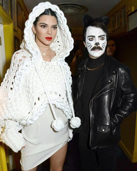 This Guy Won’t Stop Photoshopping Himself Into Kendall Jenner’s Photos