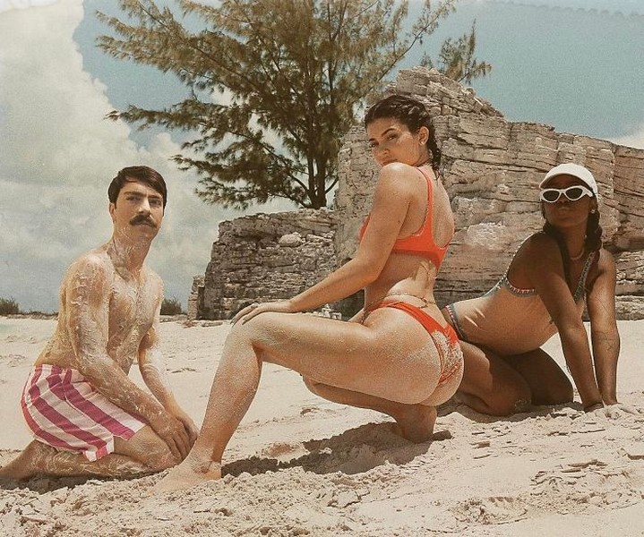 This Guy Won’t Stop Photoshopping Himself Into Kendall Jenner’s Photos