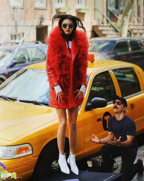 This Guy Won’t Stop Photoshopping Himself Into Kendall Jenner’s Photos
