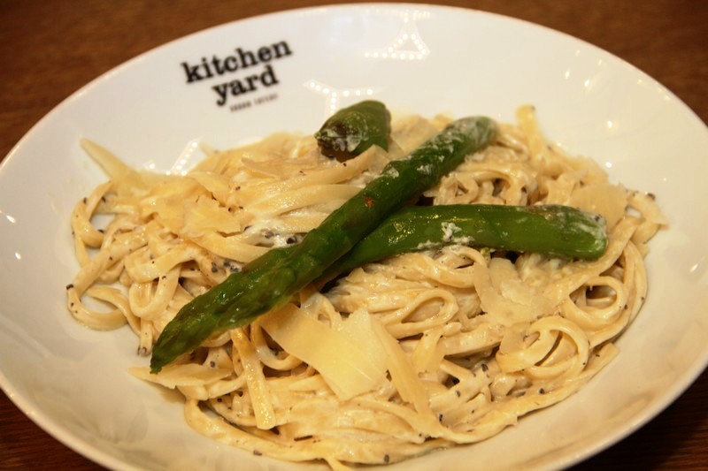 Kitchen Yard on Saturday Night
