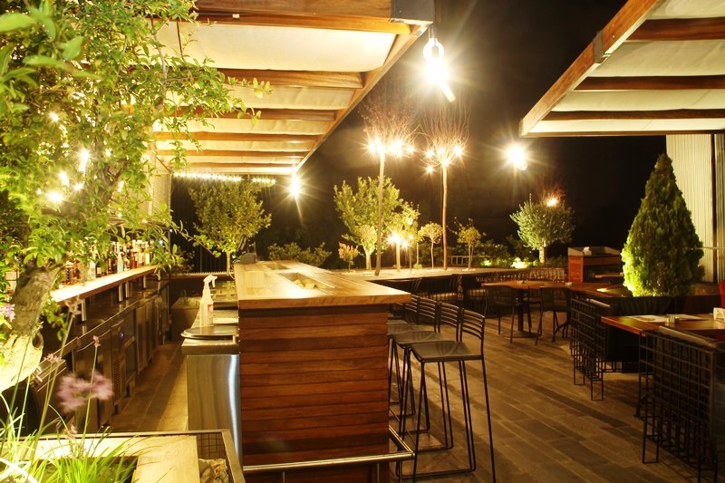 Kitchen Yard on Saturday Night