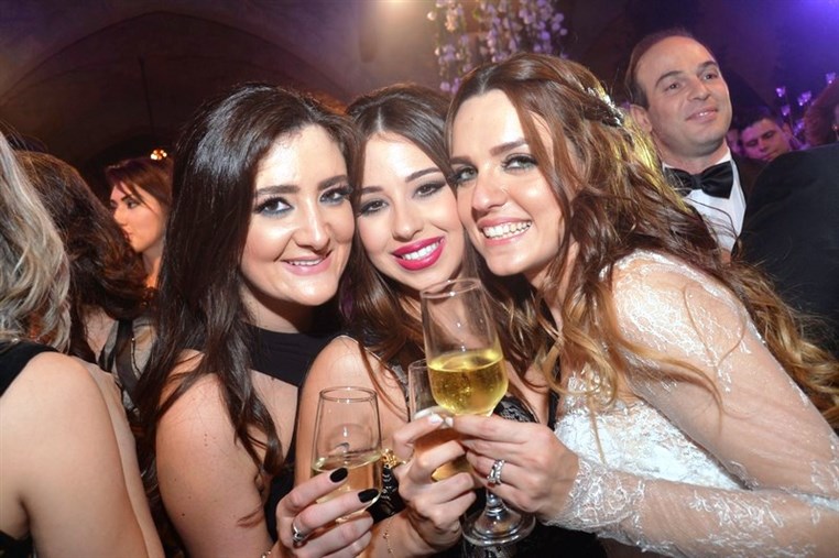 Les Lamah Wedding People 1