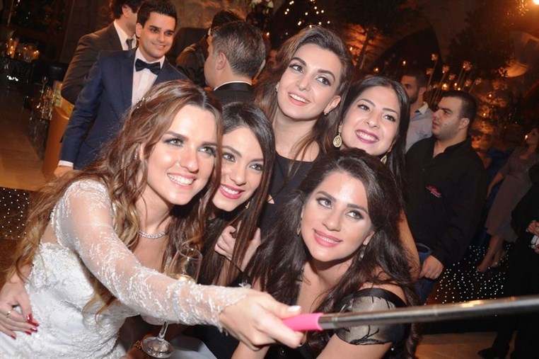 Les Lamah Wedding People 1