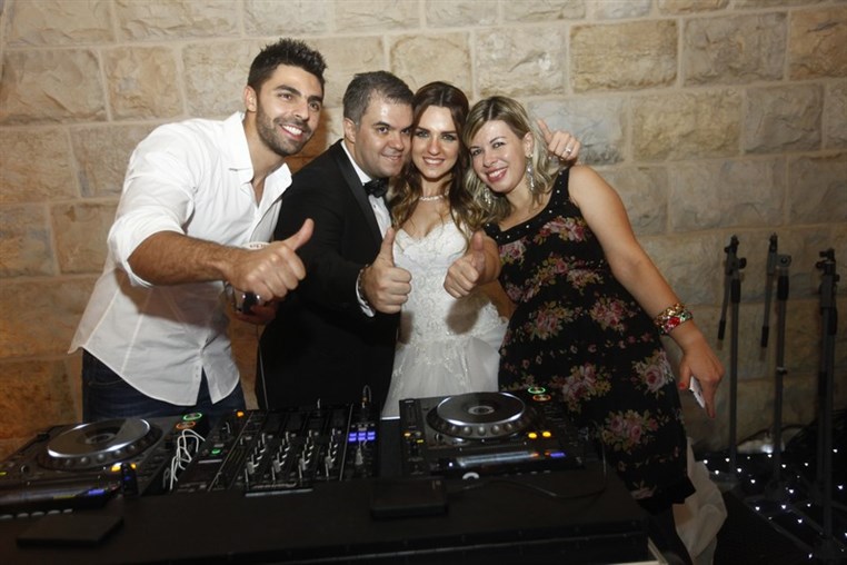 Les Lamah Wedding People 1