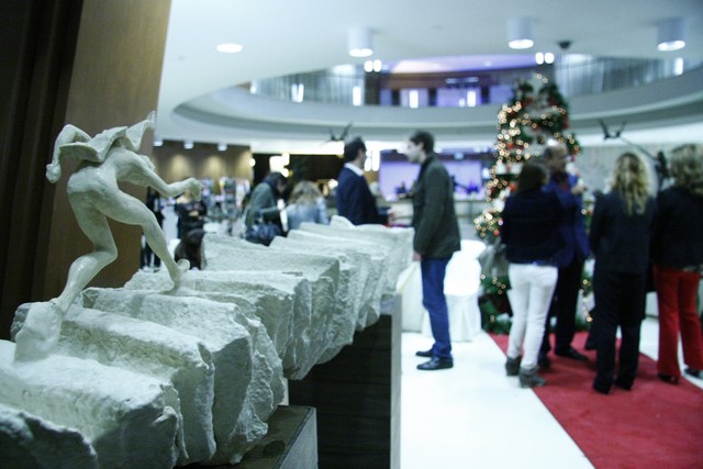 Christmas in Action at Le Gray