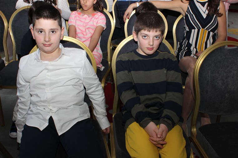 Palm Sunday Kids Show