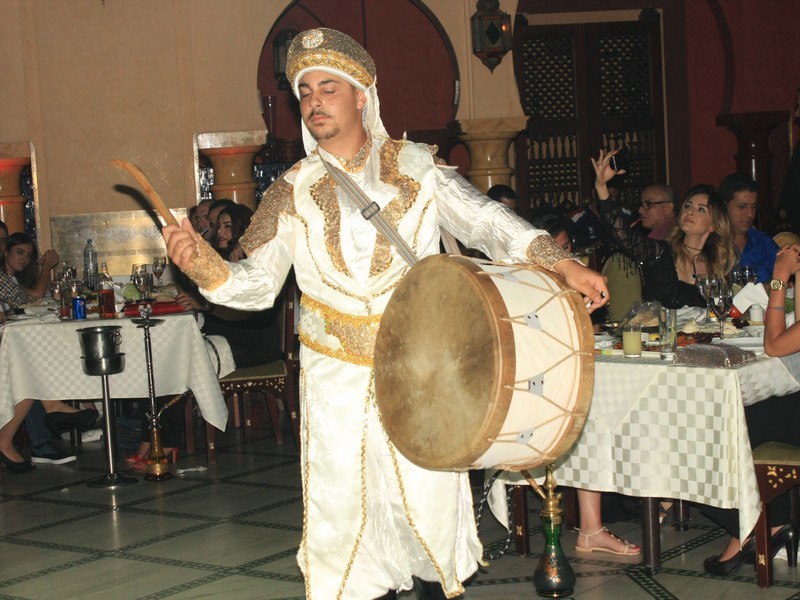 Oriental mood at Diwan Shahrayar
