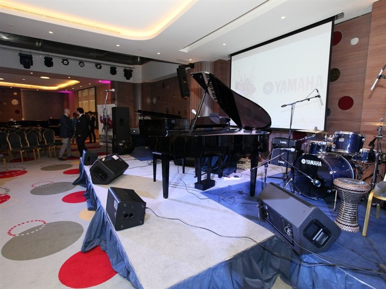 Mozart Chahine Launching of Yamaha Piano