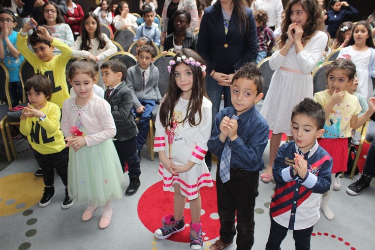 Palm Sunday Kids Show