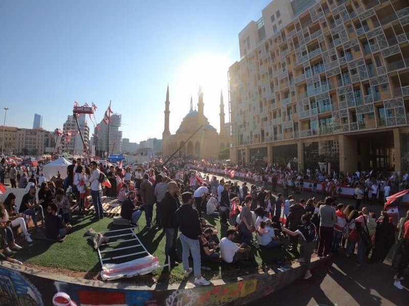 Lebanese protesters celebrate Independence Day