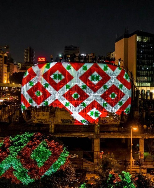 Lebanese protesters celebrate Independence Day
