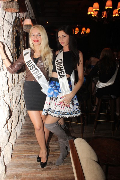 Miss Europe World at La Creperie