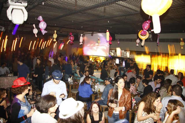 Les Folies De Caprice Bonbon a GoGo
