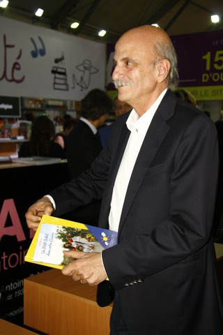 Signature Dr Noha baz au Salon du Livre 