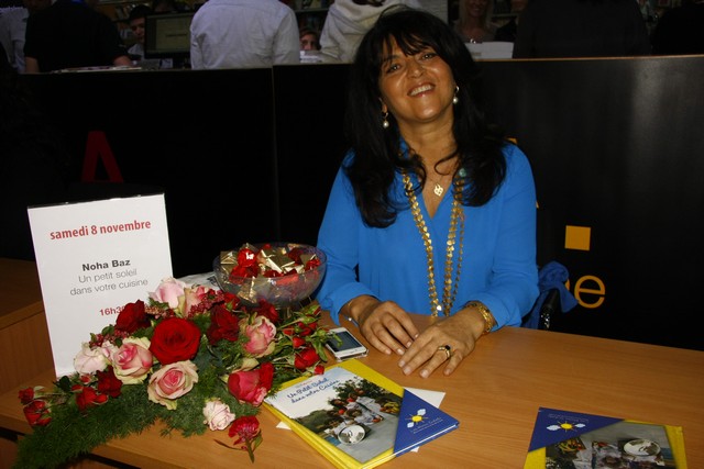 Signature Dr Noha baz au Salon du Livre 