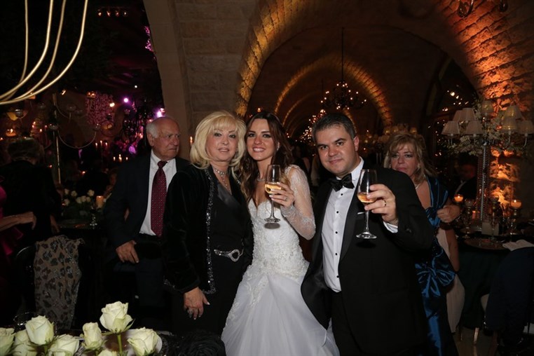 Les Lamah Wedding People 1