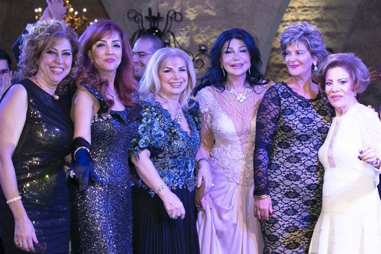 Les Lamah Wedding People 2