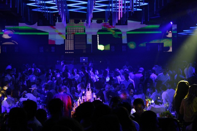 YOLO with DJ@War
