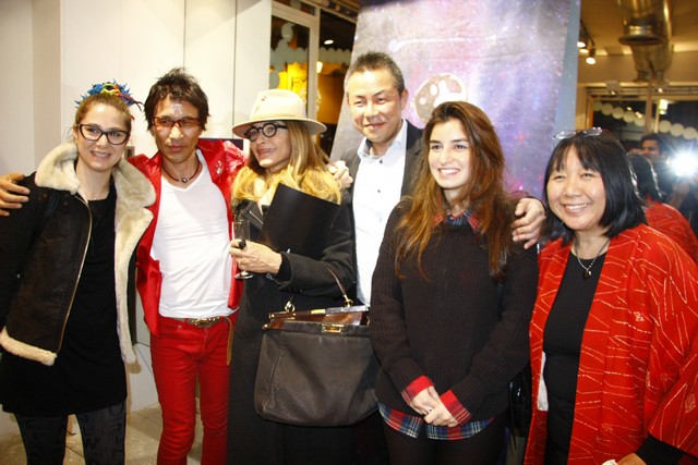Purrl Maki e Art Gallery