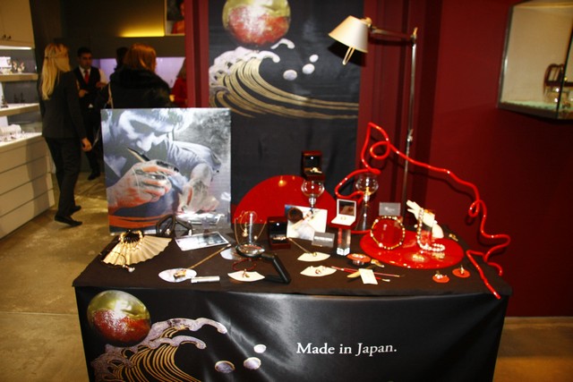 Purrl Maki e Art Gallery