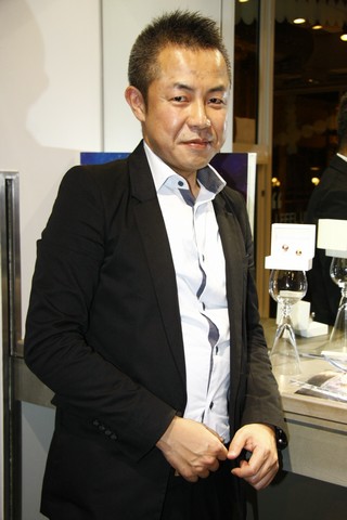 Purrl Maki e Art Gallery