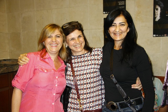 Mara Lawahda at Theatre Monot