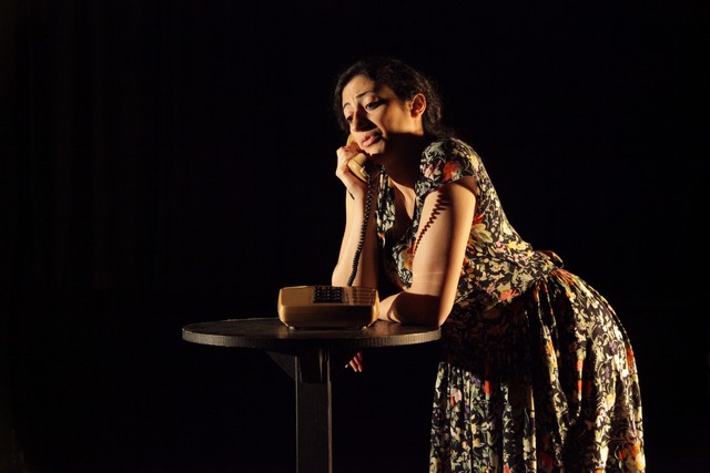 Mara Lawahda at Theatre Monot