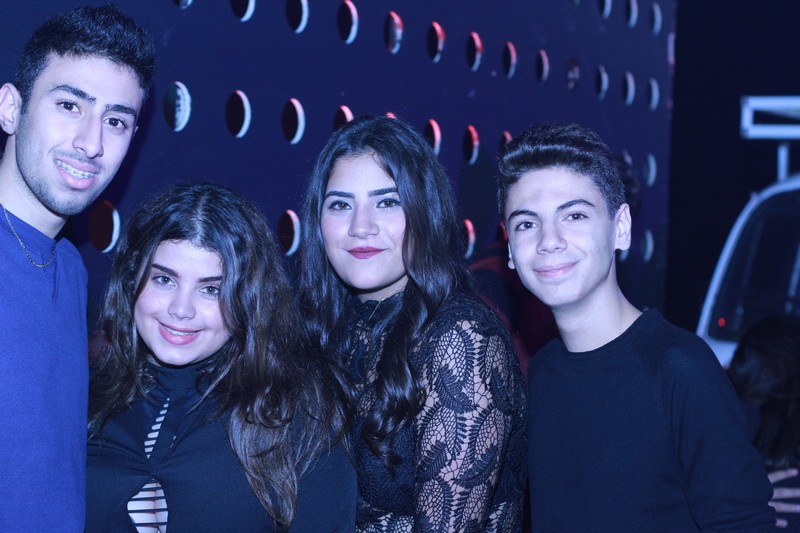 ESGB Seniors Mask Off Party