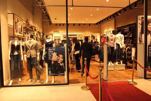 MEXX Boutique Opening