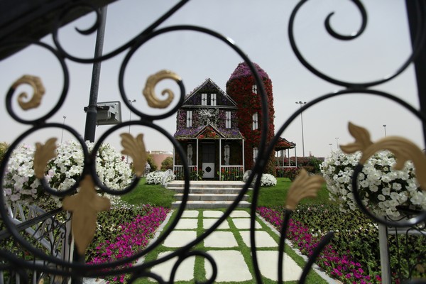 Dubai Miracle Garden 