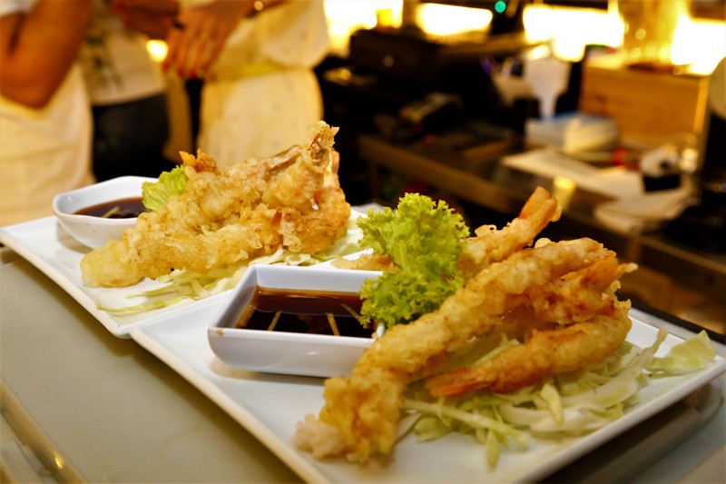 Mon Maki A Moi Special Sushi Sunset at Broumana
