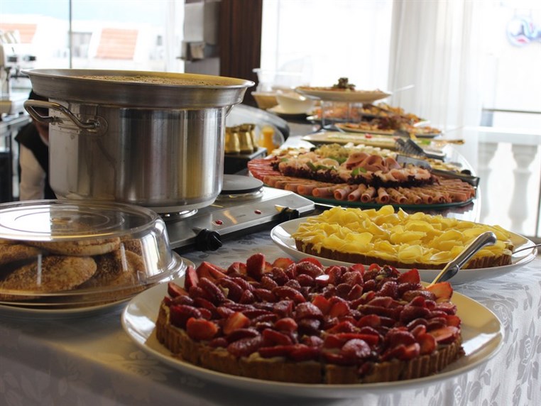 Brunch At Monte Cassino