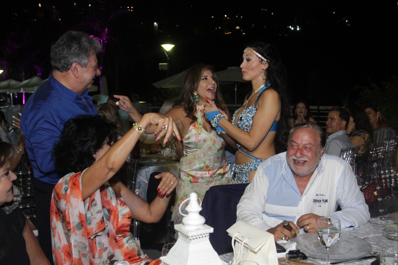 Mtayleb Country Club on Friday Night