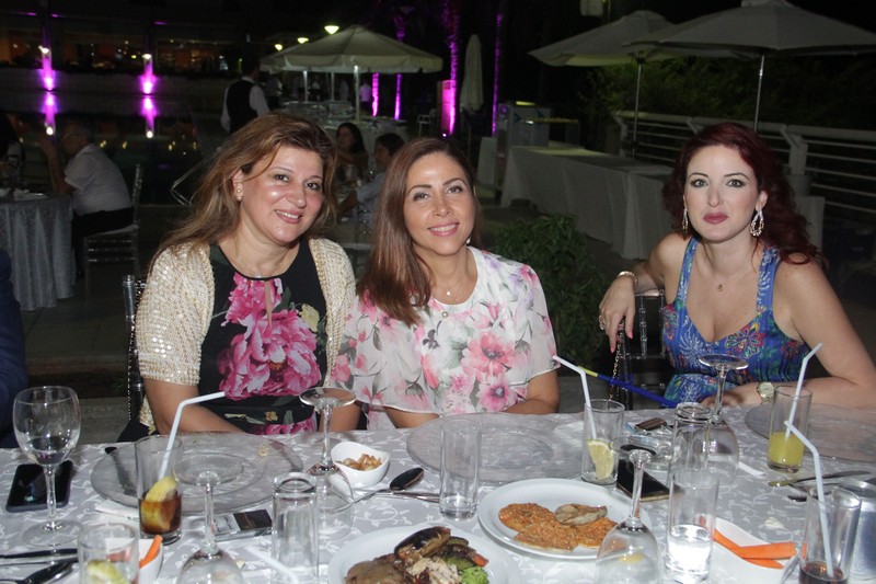 Mtayleb Country Club on Friday Night
