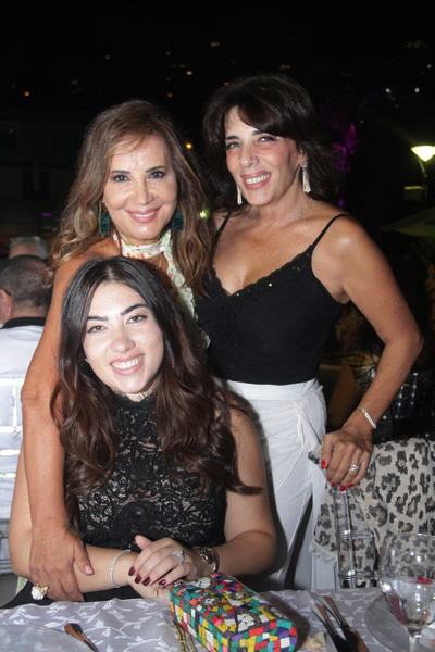 Mtayleb Country Club on Friday Night