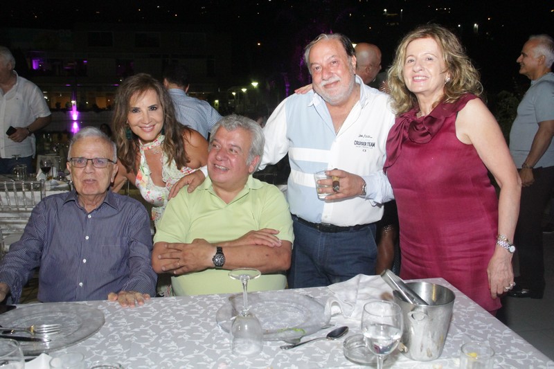 Mtayleb Country Club on Friday Night